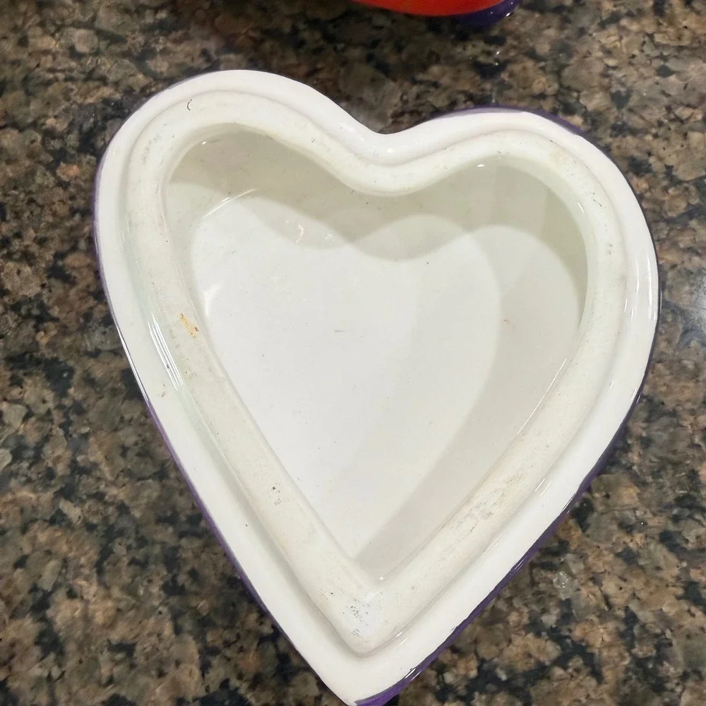 Hand‎ Painted Ceramic Heart Trinket Box Red Purple Butterfly Footed Jewelry Dish